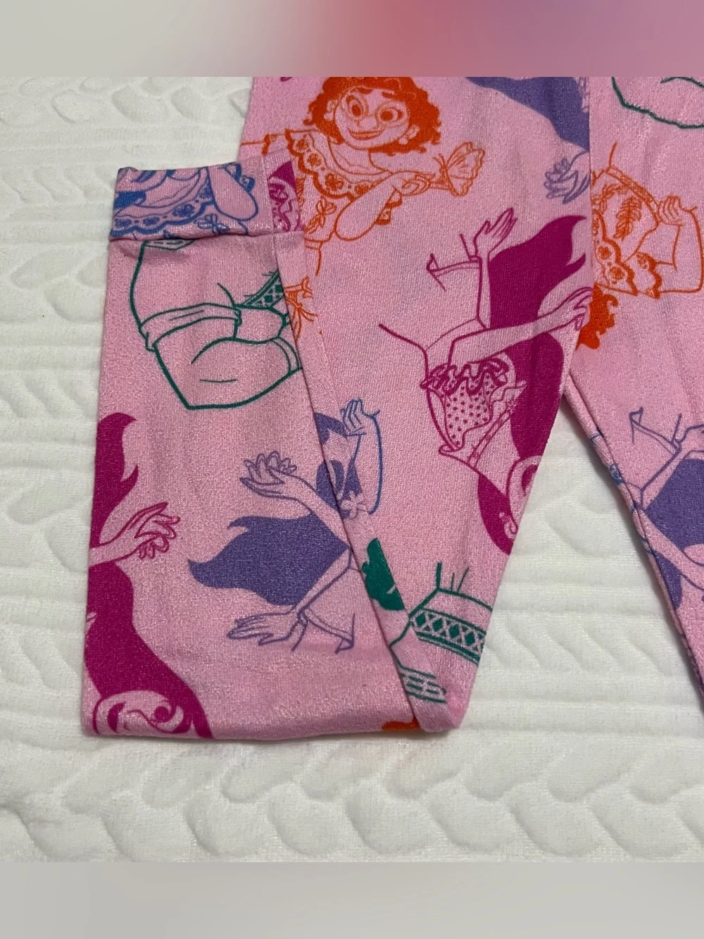 💗 Disney - Encantó Pink Girls' Character Long-Sleeve Pajama Set‎